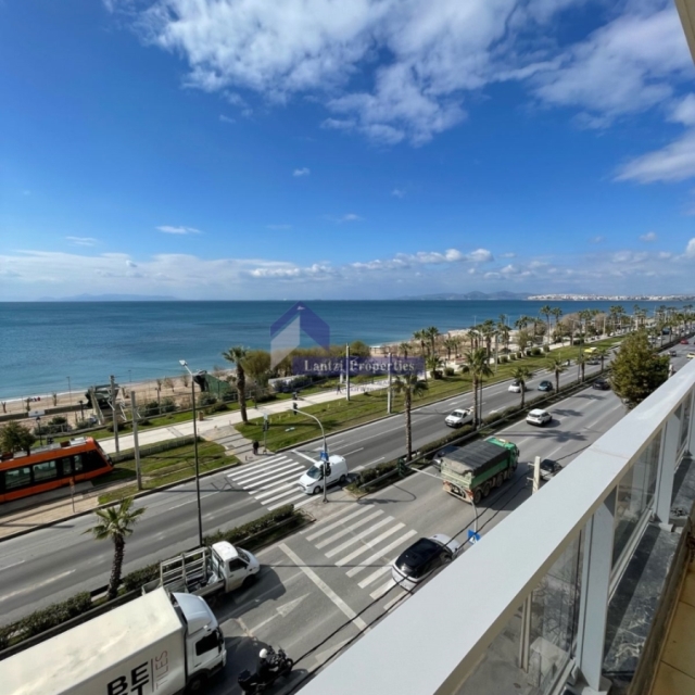 (For Rent) Residential Apartment || Athens South/Palaio Faliro - 200 Sq.m, 3 Bedrooms, 2.500€ 